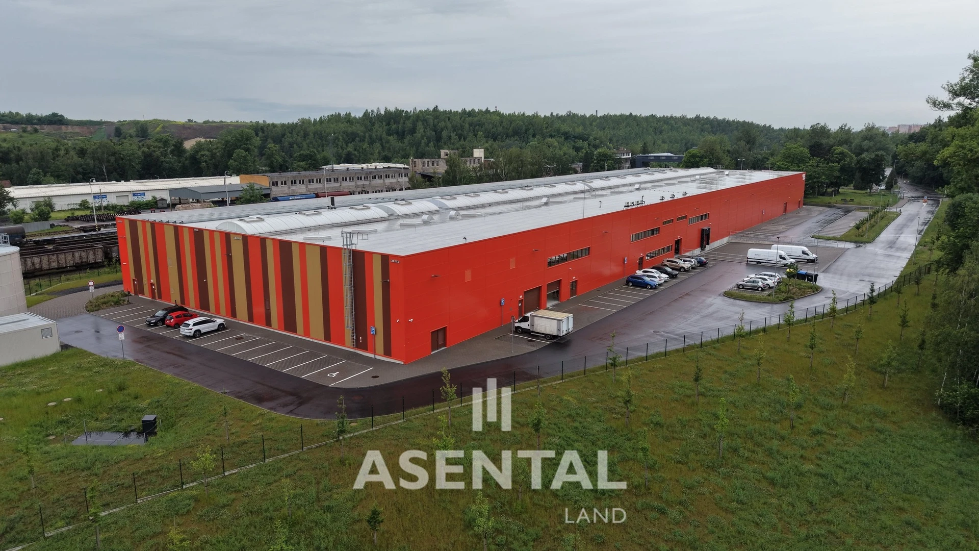 Pronájem skladového prostoru 648 m²
