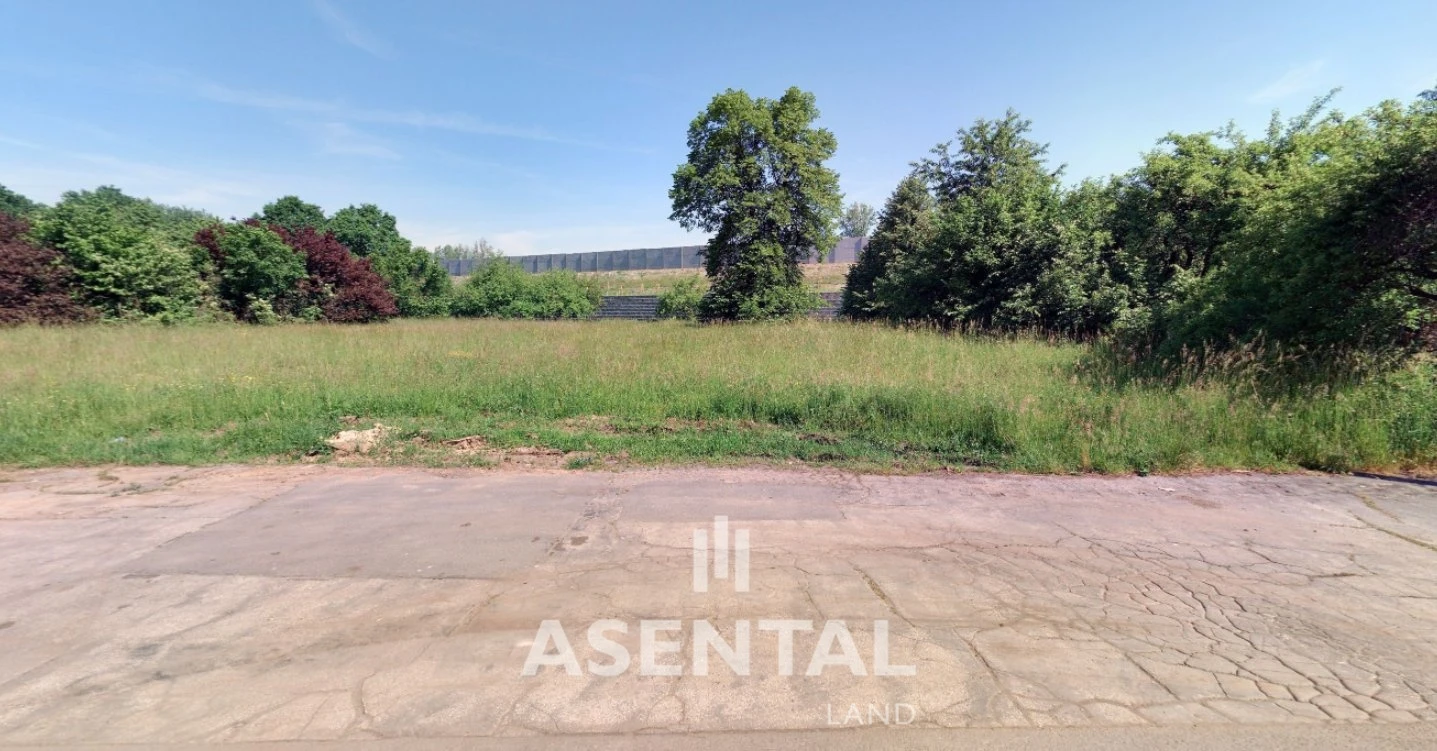 Prodej pozemků 5 535 m² Darkov
